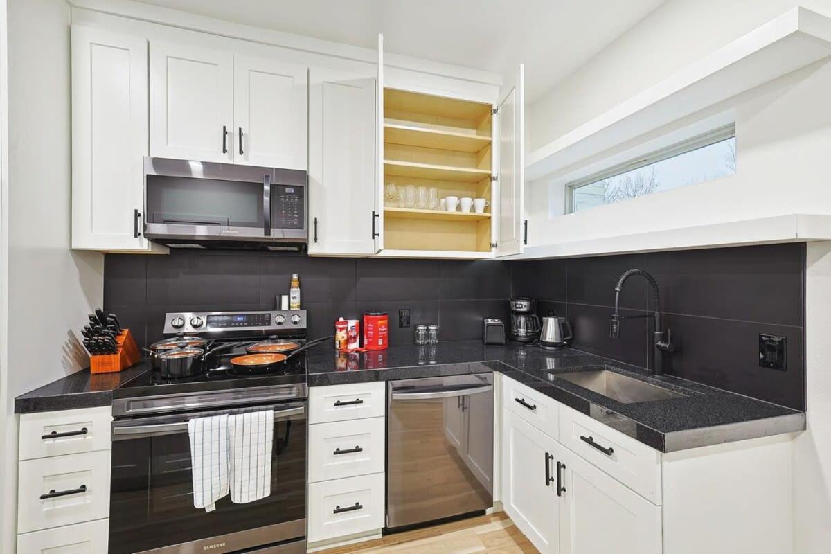 New 2B Townhome Near At&T Global Life 6Flag 阿林顿 外观 照片